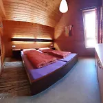Geraeumiges Mit Privater Terrasse Dom wakacyjny *