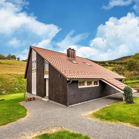 Geraeumiges Mit Privater Terrasse Vakantiehuis