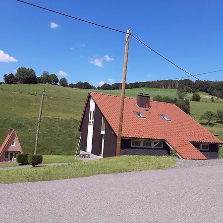 Geraeumiges Mit Privater Terrasse * Schmallenberg