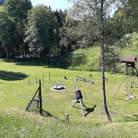 度假居 Geraeumiges Mit Privater Terrasse
