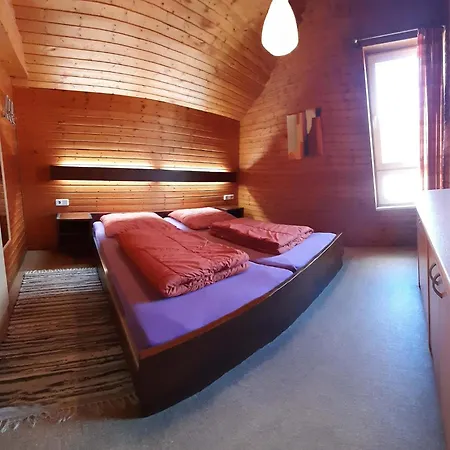 Geraeumiges Mit Privater Terrasse 度假居 *