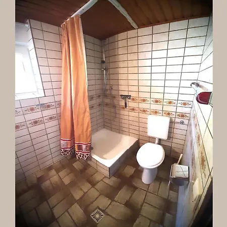度假居 Geraeumiges Mit Privater Terrasse