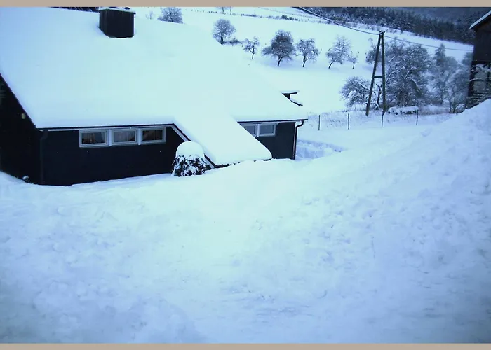 Geraeumiges Mit Privater Terrasse